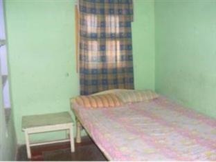 Lodge Yogi Varanasi