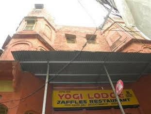 Lodge Yogi Varanasi